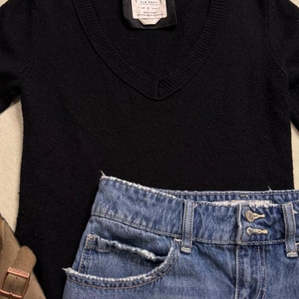 Old-navy Women's Black and Navy Jumper